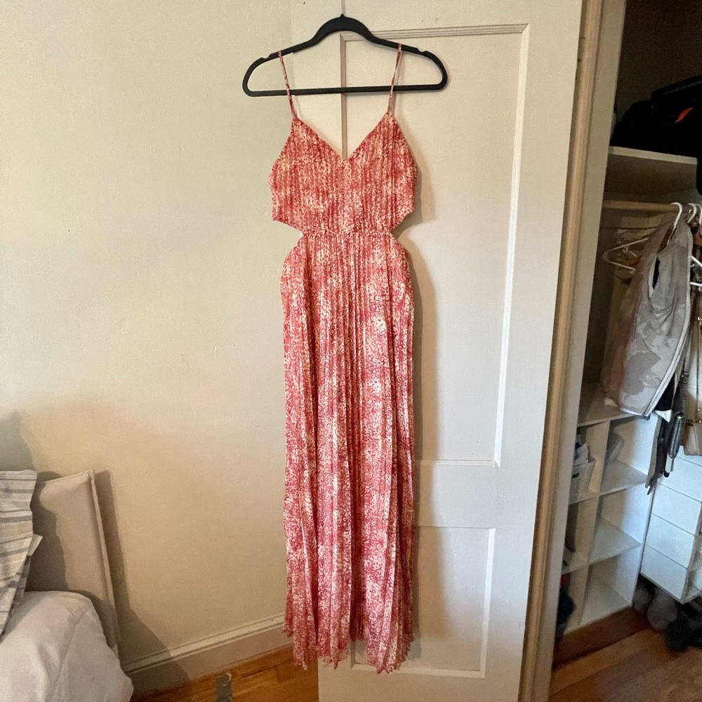 Pleated Cut Out Maxi